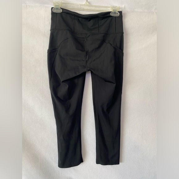 Lululemon Fast & Free Crop II *Nulux 19" BLACK Size 6 - Picture 5 of 14